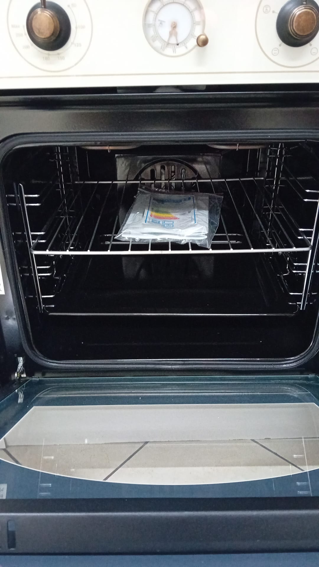 FORNO STAYLUX IN VETRO AVORIO