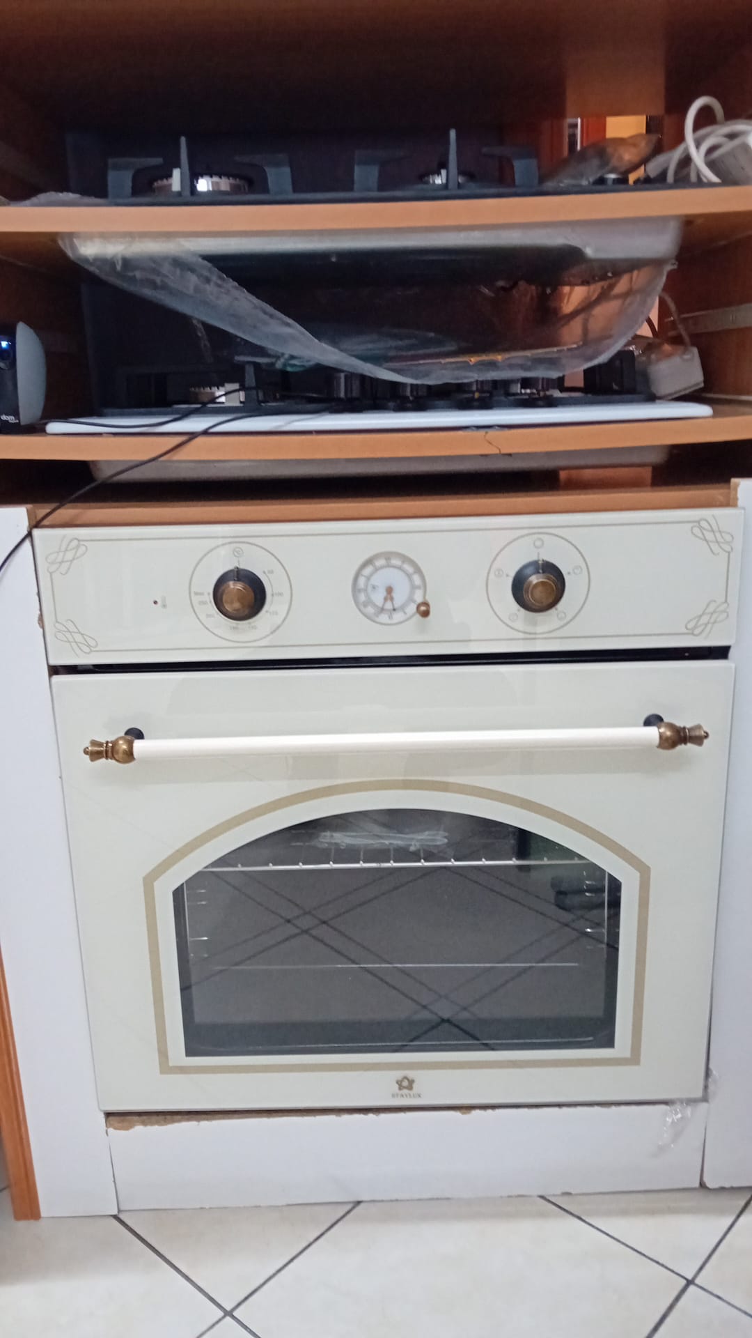 FORNO STAYLUX IN VETRO AVORIO