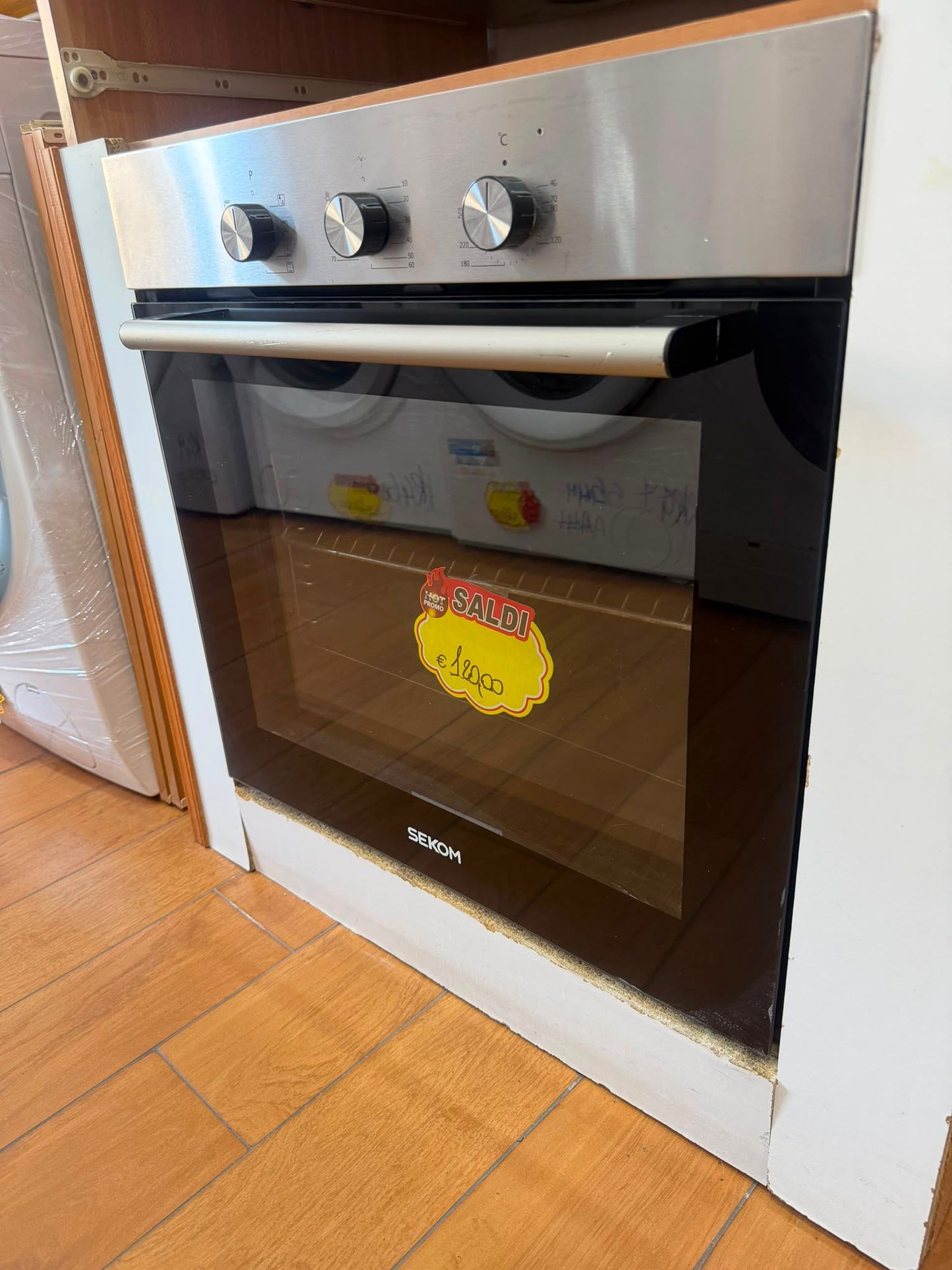 FORNO SEKOM AD INCASSO