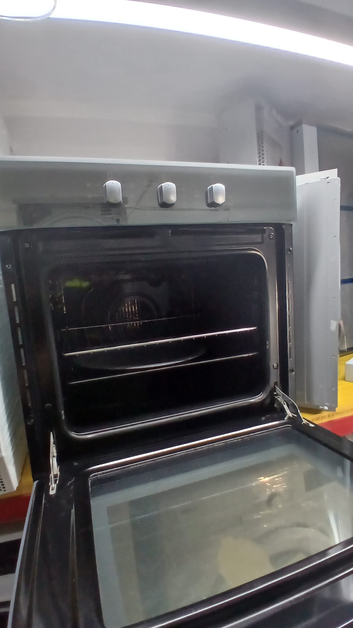 FORNO HOTPOINT ARISTON AD INCASSO