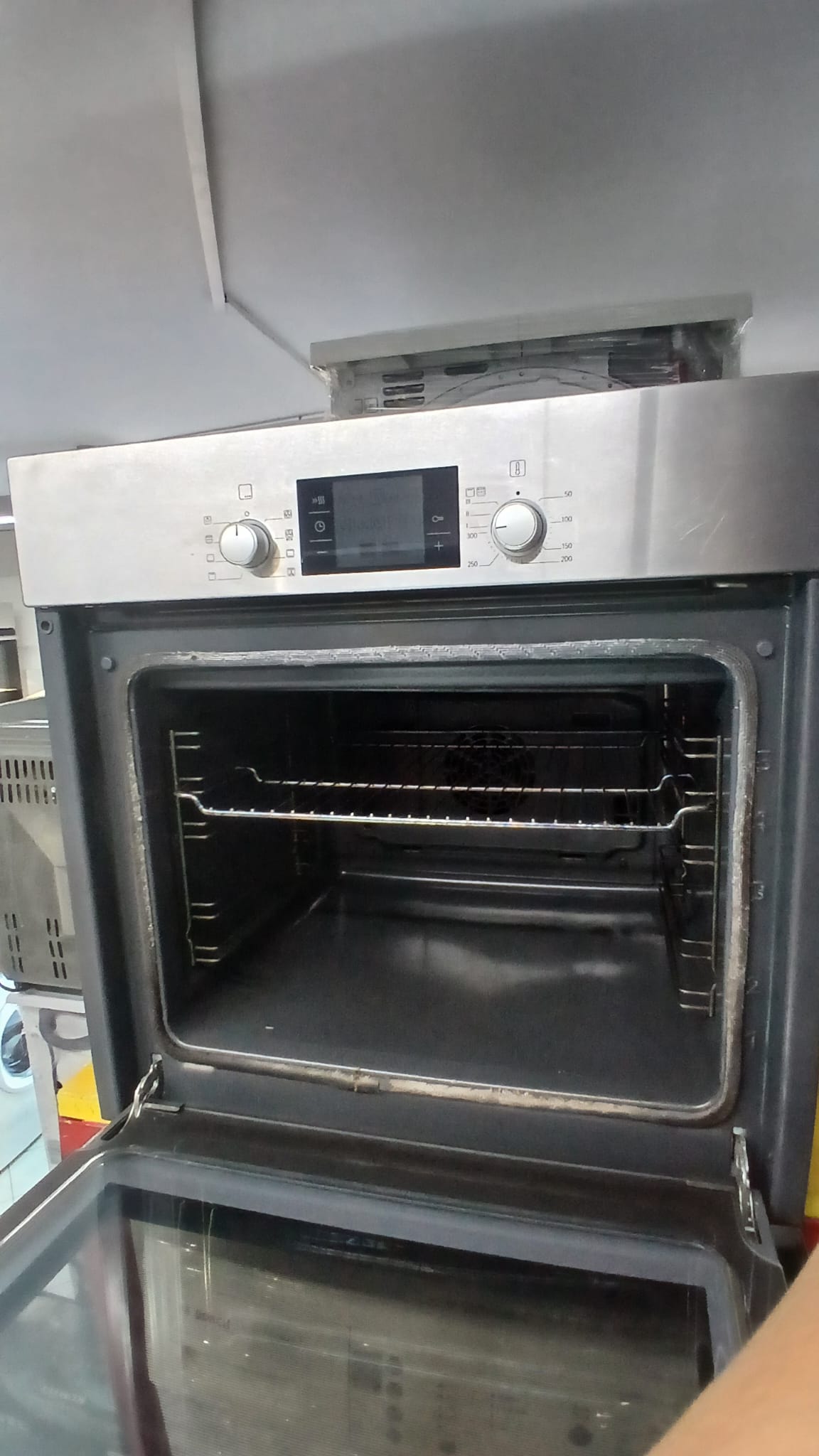 FORNO BOSCH AD INCASSO